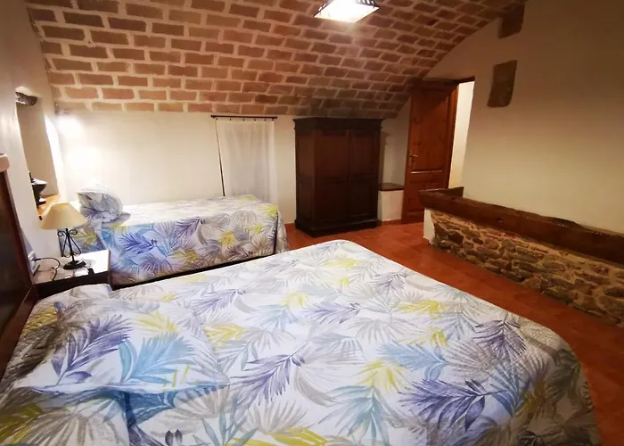 Rural Mas Pareta Agroturismo Fonalleras